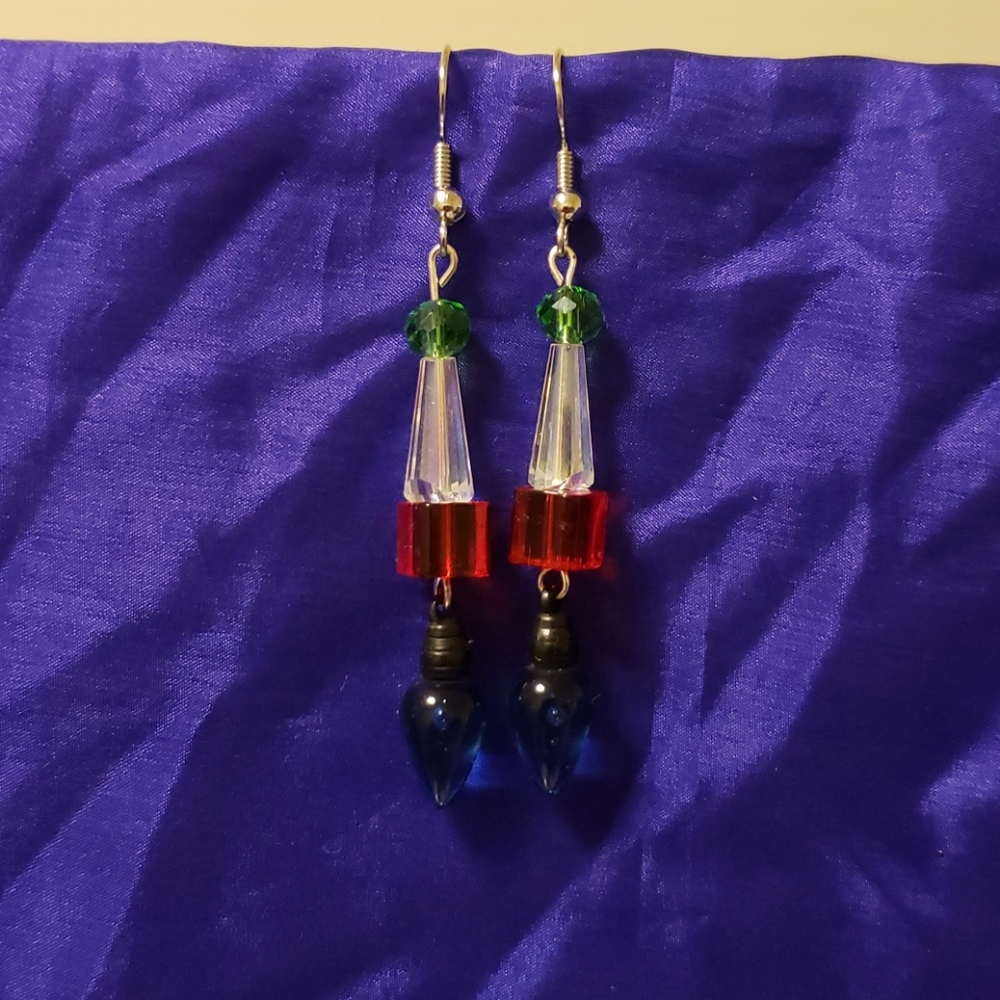 Christmas Holiday Dangle Earrings